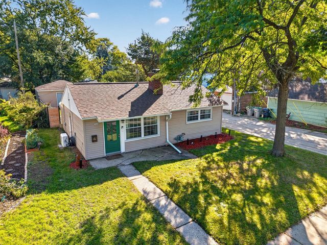 3120 N 84th STREET, Milwaukee, WI 53222