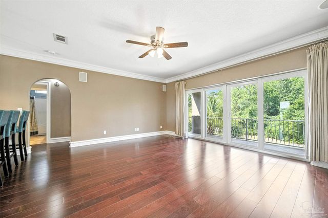 4321 Jelinek Dr, Milton, FL 32583