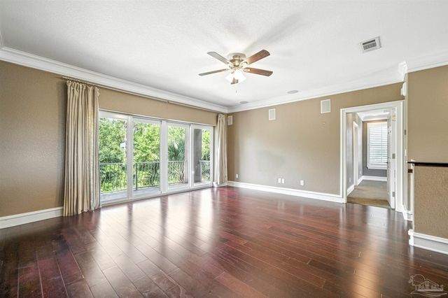 4321 Jelinek Dr, Milton, FL 32583