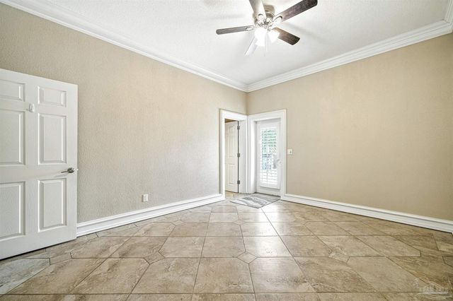 4321 Jelinek Dr, Milton, FL 32583