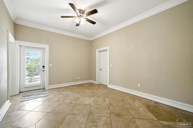 4321 Jelinek Dr, Milton, FL 32583