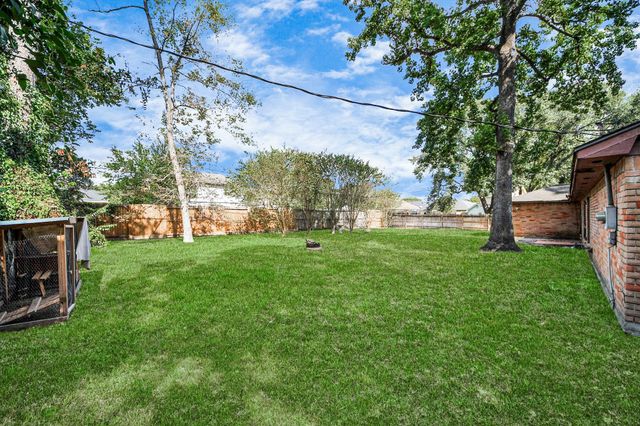 411 Dover Lane, Spring, TX 77373