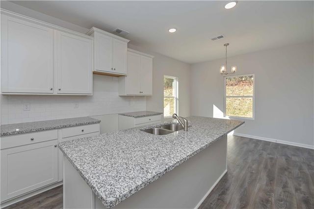 502 Charleston Place, Villa Rica, GA 30180