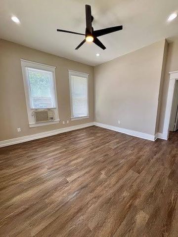 1403 14th Street 1, Huntsville, TX 77340