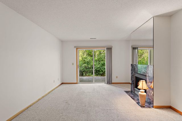 13228 Vintage Street NW, Coon Rapids, MN 55448