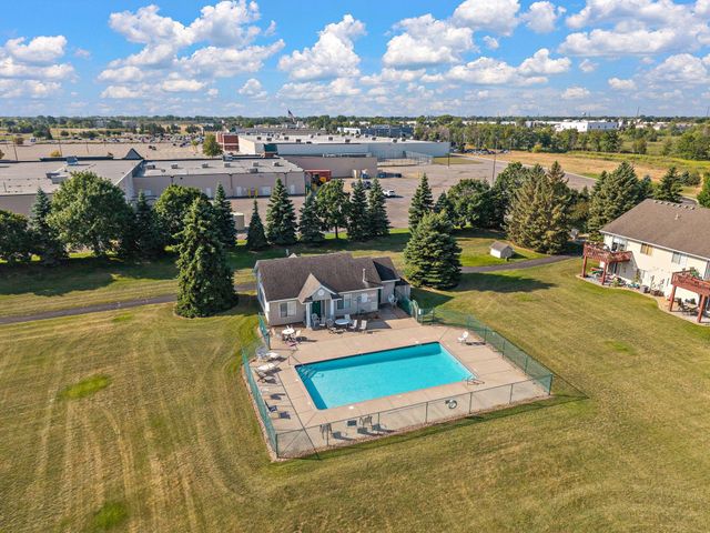 13228 Vintage Street NW, Coon Rapids, MN 55448