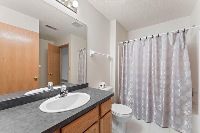 13228 Vintage Street NW, Coon Rapids, MN 55448