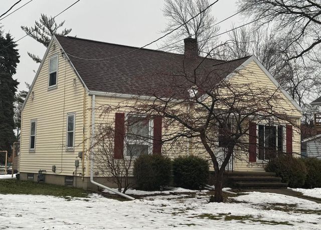 613 WARSAW STREET, Menasha, WI 54952