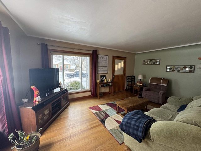 613 WARSAW STREET, Menasha, WI 54952