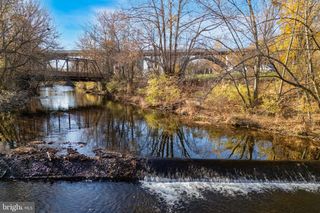 197 BRIDGE ST #304, Phoenixville, PA 19460