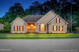 1700 Bloomsbury Road, Greenville, NC 27858