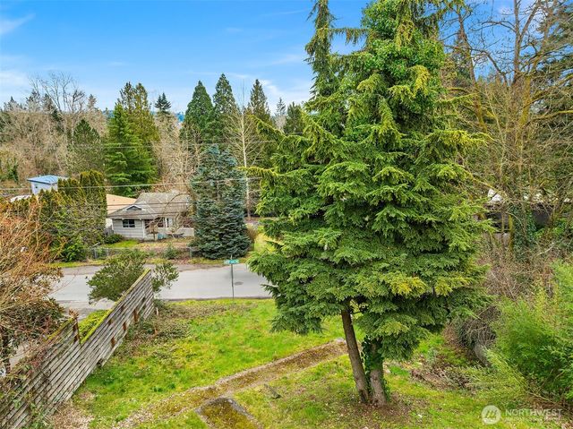 9229 45th Avenue NE, Seattle, WA 98115