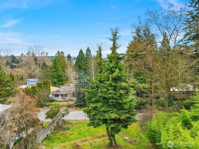9229 45th Avenue NE, Seattle, WA 98115