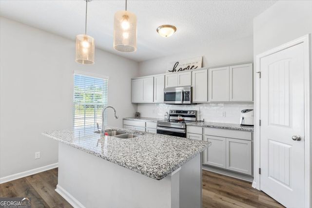 414 Summerhill Drive NE, Ludowici, GA 31316