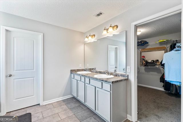 414 Summerhill Drive NE, Ludowici, GA 31316