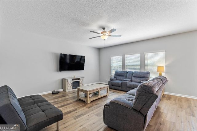 414 Summerhill Drive NE, Ludowici, GA 31316