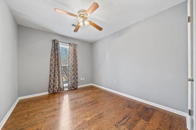 7504 APPLE VALLEY RD, Germantown, TN 38138