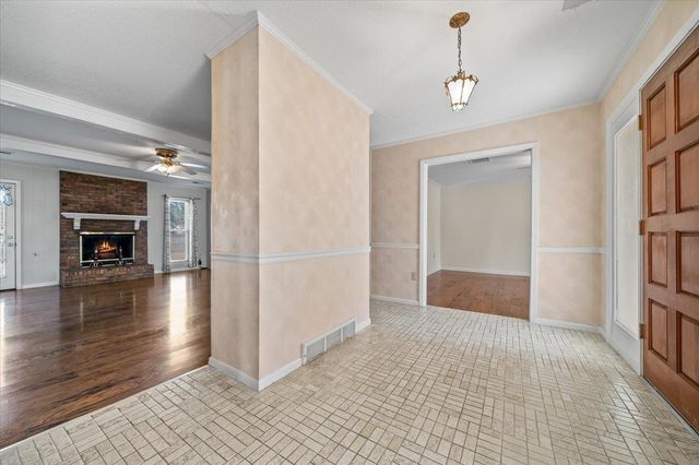 7504 APPLE VALLEY RD, Germantown, TN 38138