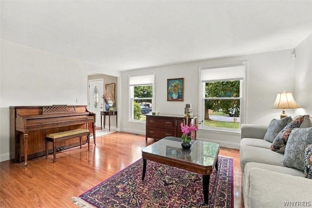 38 Shady Grove Drive, Amherst, NY 14051
