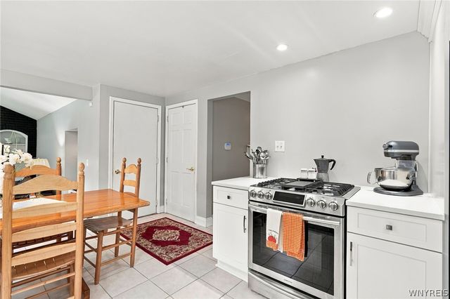 38 Shady Grove Drive, Amherst, NY 14051