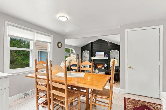 38 Shady Grove Drive, Amherst, NY 14051