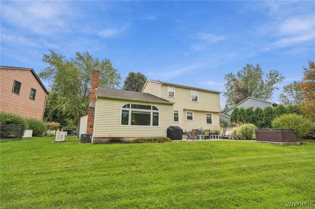 38 Shady Grove Drive, Amherst, NY 14051