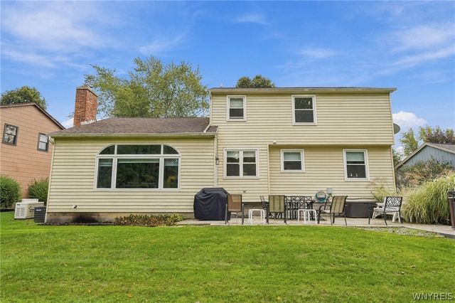 38 Shady Grove Drive, Amherst, NY 14051