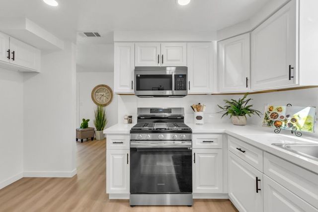 2510 Casa Del Oro Way, Rocklin, CA 95677