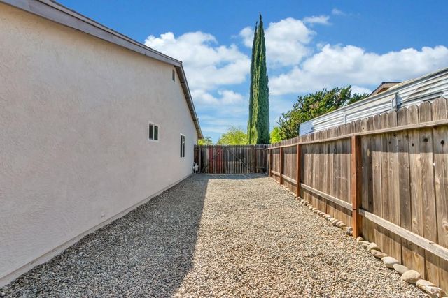 2510 Casa Del Oro Way, Rocklin, CA 95677