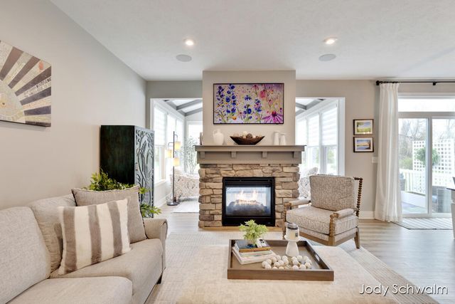 2117 Flowering Drive, Hudsonville, MI 49426
