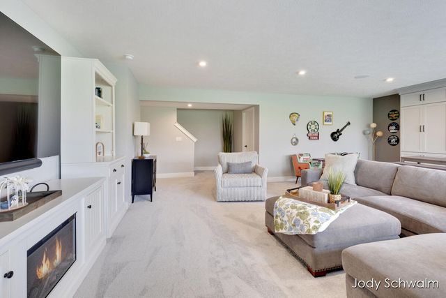 2117 Flowering Drive, Hudsonville, MI 49426