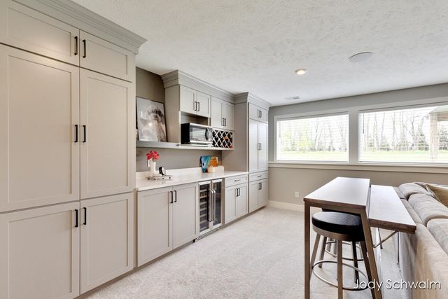 2117 Flowering Drive, Hudsonville, MI 49426