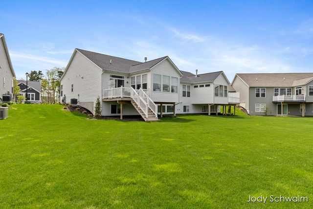 2117 Flowering Drive, Hudsonville, MI 49426