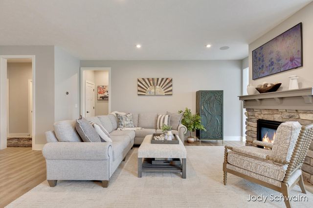 2117 Flowering Drive, Hudsonville, MI 49426