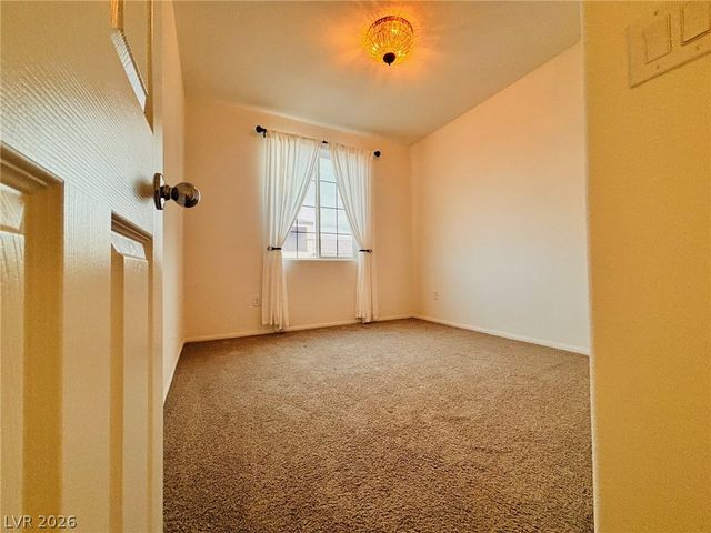 5629 Steampunk Street, Las Vegas, NV 89118