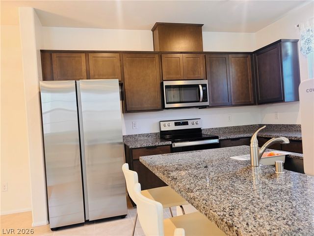 5629 Steampunk Street, Las Vegas, NV 89118