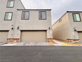 5629 Steampunk Street, Las Vegas, NV 89118