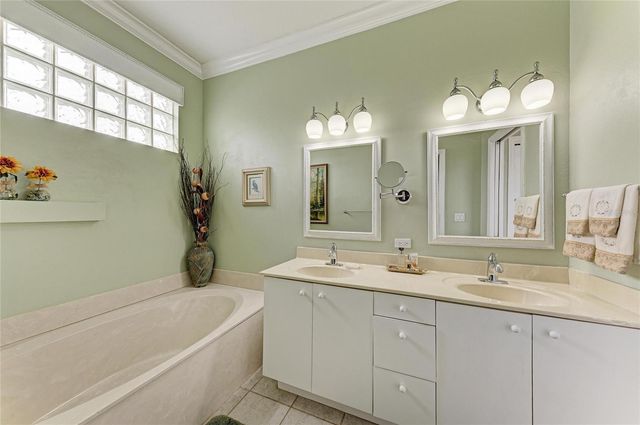 3883 ALAMANDA DRIVE, Sarasota, FL 34238