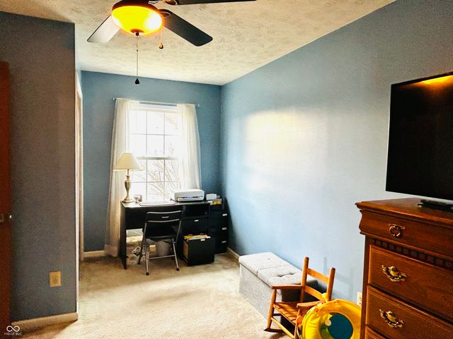 1005 Canary Creek Court, Franklin, IN 46131