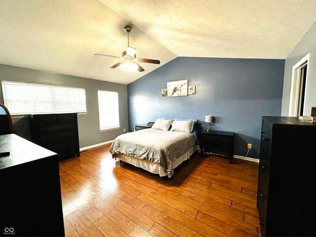 1005 Canary Creek Court, Franklin, IN 46131