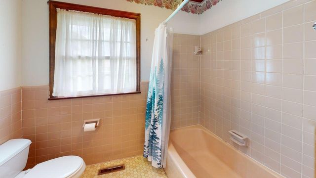3955 Bow Street NE, Cleveland, TN 37312