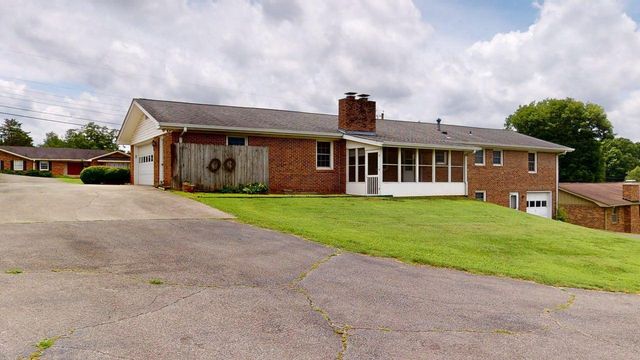 3955 Bow Street NE, Cleveland, TN 37312