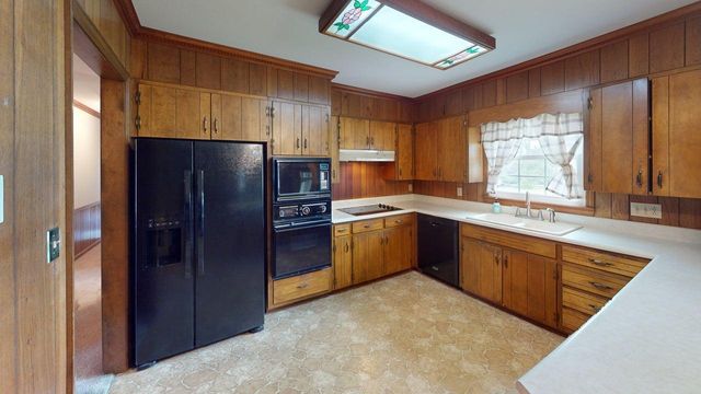 3955 Bow Street NE, Cleveland, TN 37312