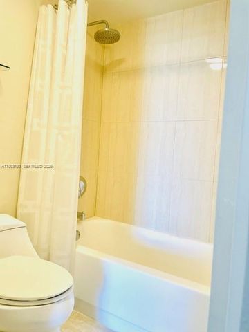 3675 N Country Club Dr 708, Aventura, FL 33180