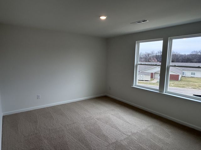 5136 Pace Park Cir, Columbia, TN 38401