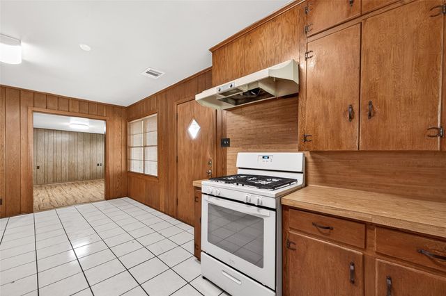 12006 Zavalla Street, Houston, TX 77085