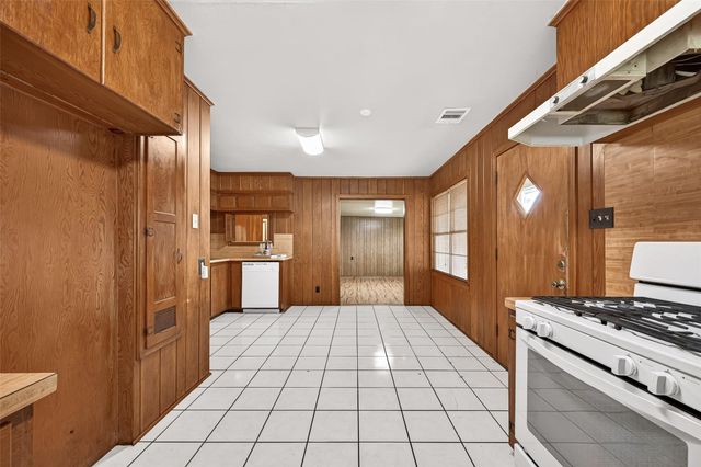 12006 Zavalla Street, Houston, TX 77085