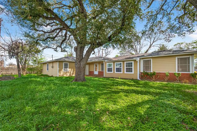 12006 Zavalla Street, Houston, TX 77085