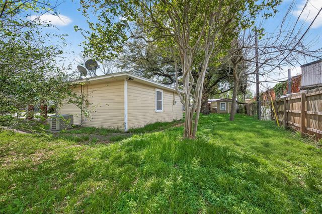 12006 Zavalla Street, Houston, TX 77085