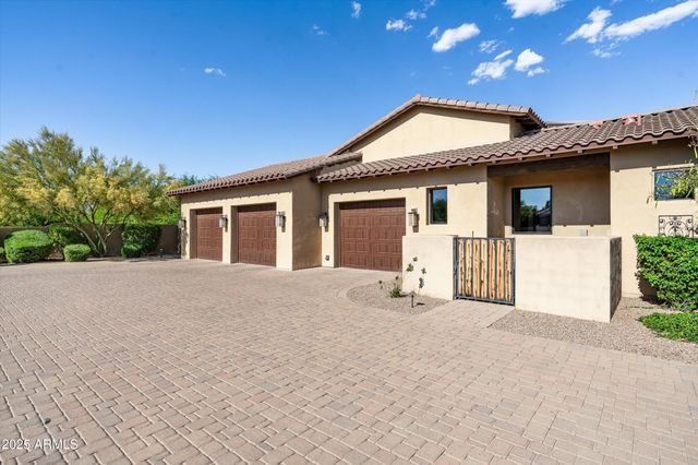 4610 E MEADOWVIEW Drive, Gilbert, AZ 85298